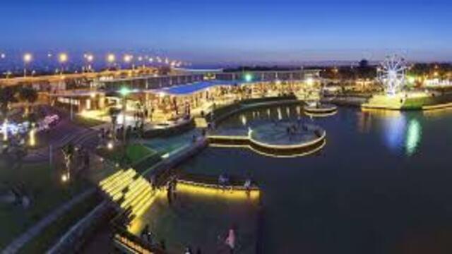 Food Junction Grand Pakuwon