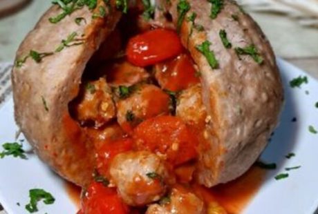 Olahan Daging Sapi Favorit: Bakso Urat Jumbo dengan Kuah Gurih