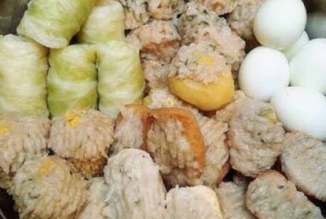 Siomay Camilan Favorit dengan Saus Kacang yang Menggoda